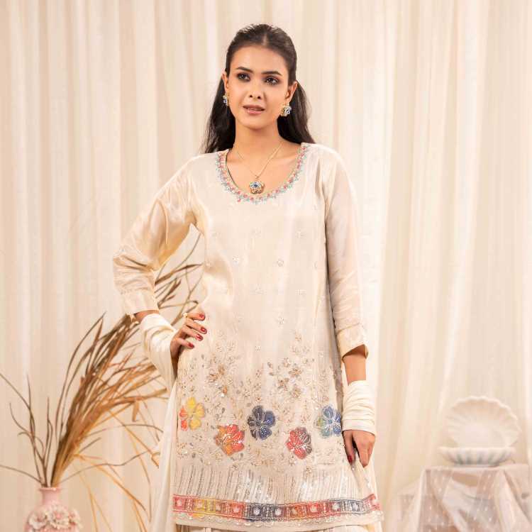 Rubine Party Three Piece Tulip Collection 2