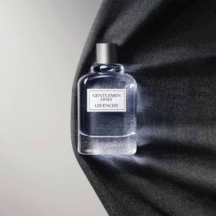 Gentlemen Only Givenchy Paris 3