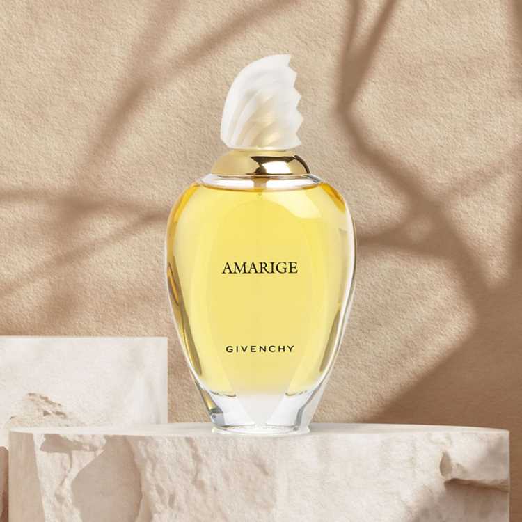 Givenchy  Amarige Eau De Toilette 3