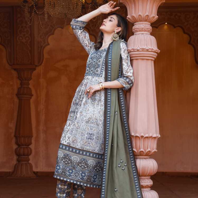 Exclusive Salwar Suit 2