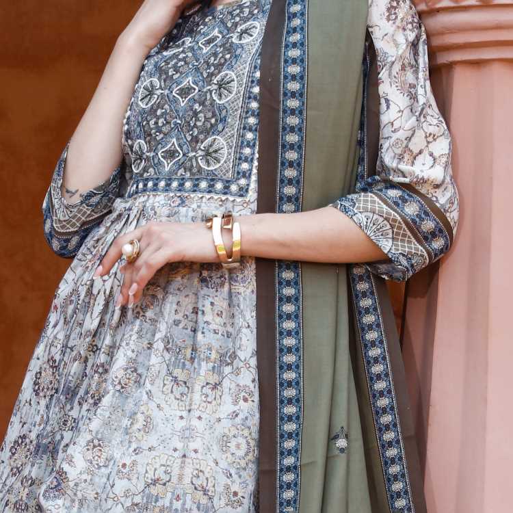 Exclusive Salwar Suit 3