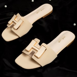 Slip-On Flat Sandal For Women 1