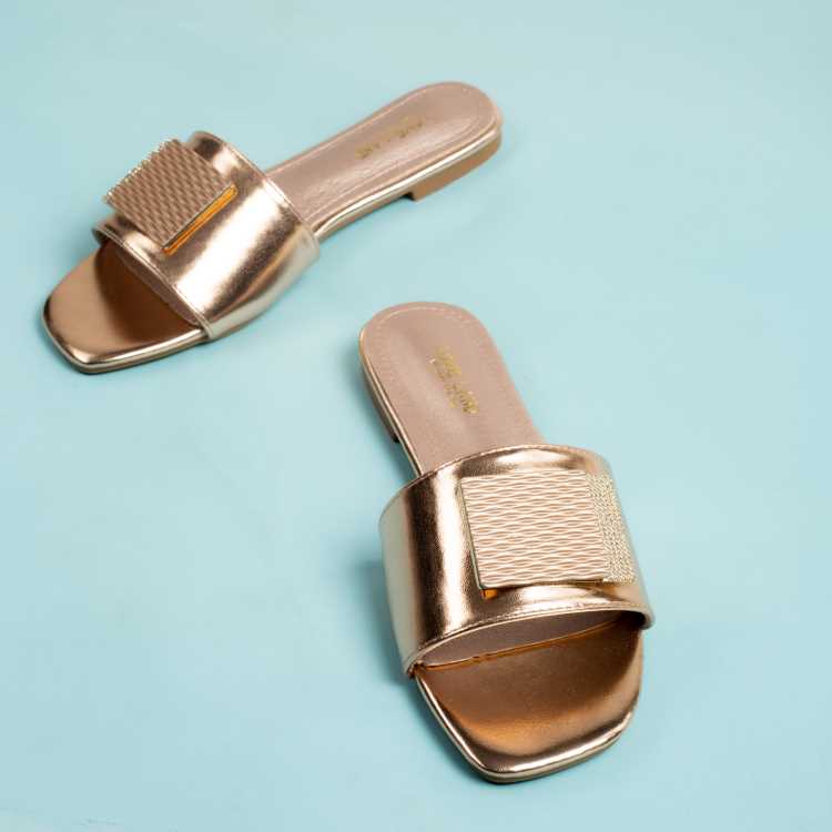 Slip-On Flat Sandal For Women 2