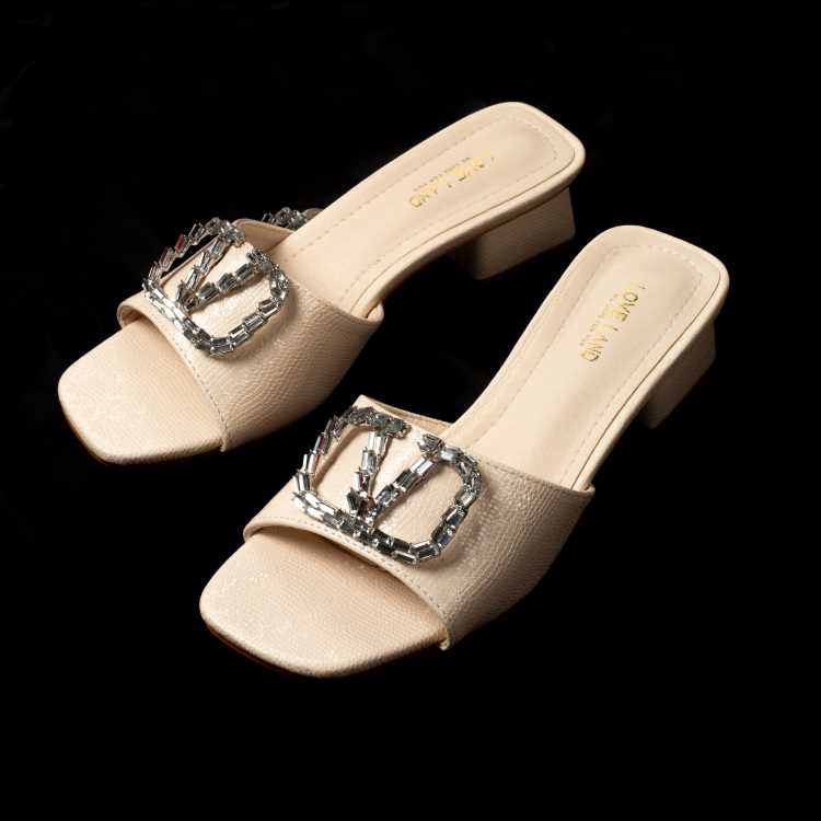 Slip-On Low Heel Sandal For Women 3